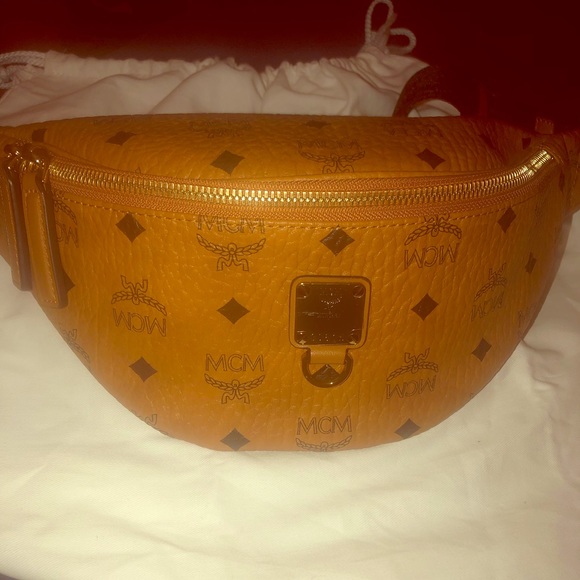 MCM Fanny Pack - Picture 1 of 6